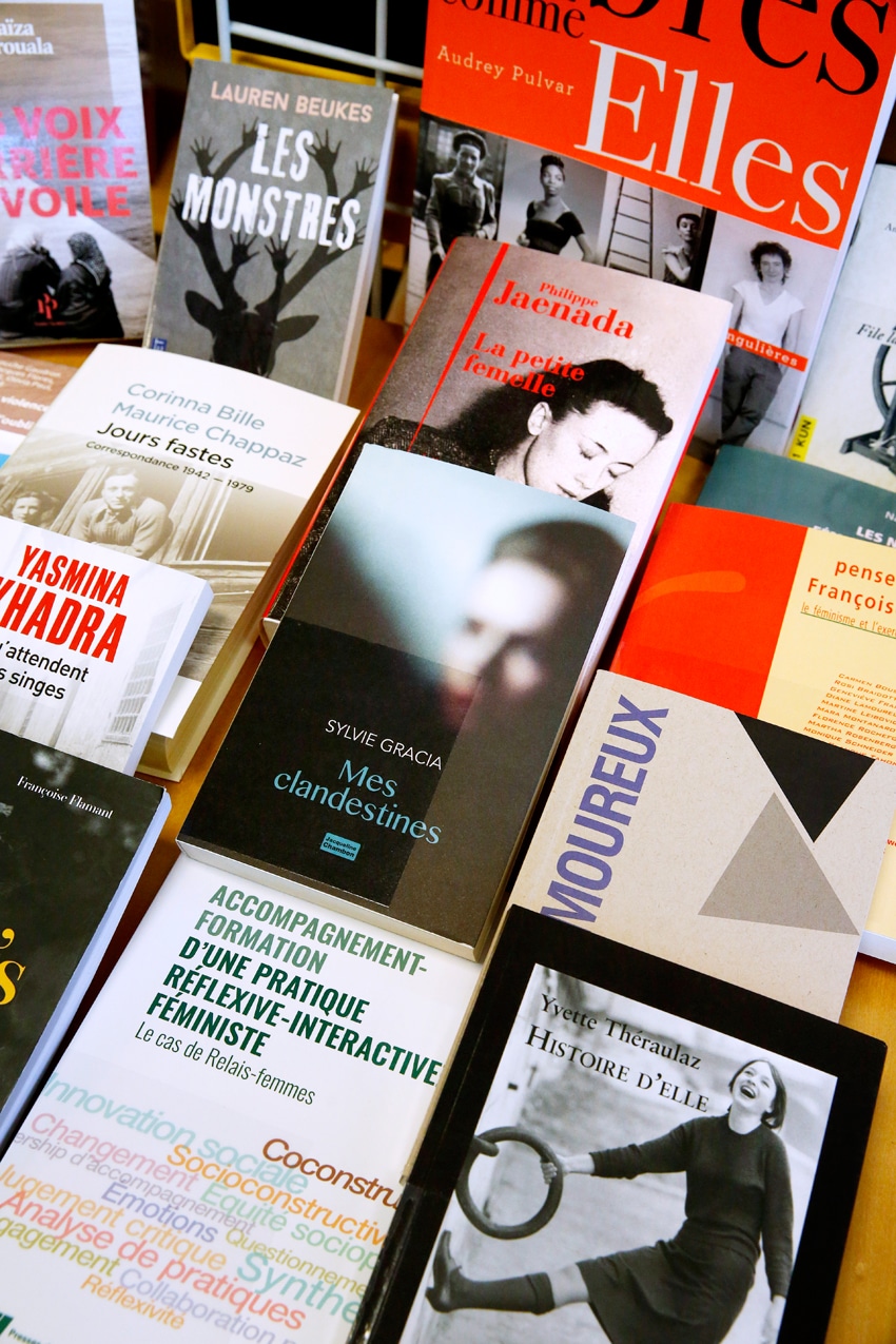 Bibliothèque f-information
